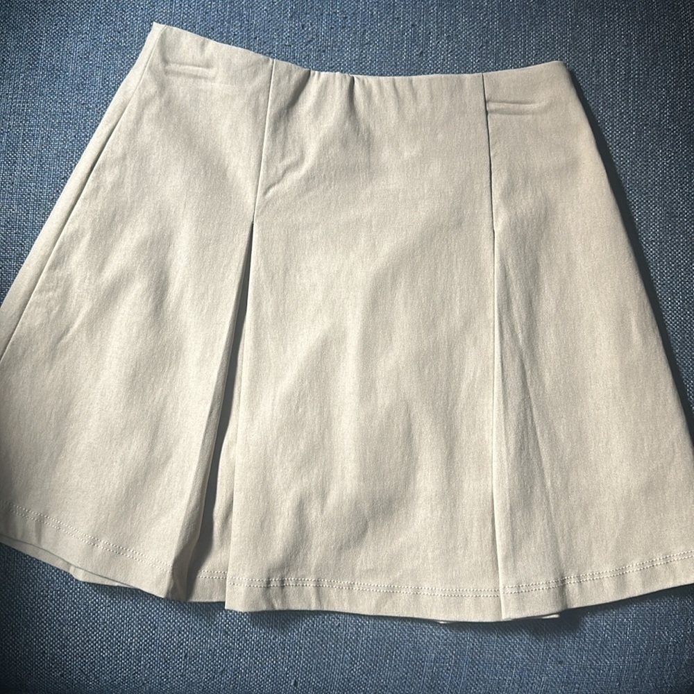 NWT Originality
Big Girls 7-16 Pull-On Pleated Skirt - Picture 5 of 7